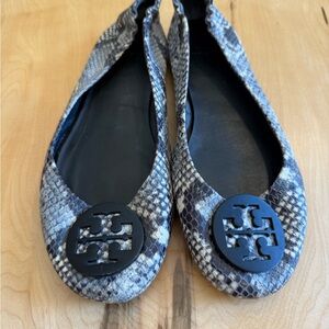 Tory Burch Grey Snakeskin Minnie Ballet Flats - Size 10